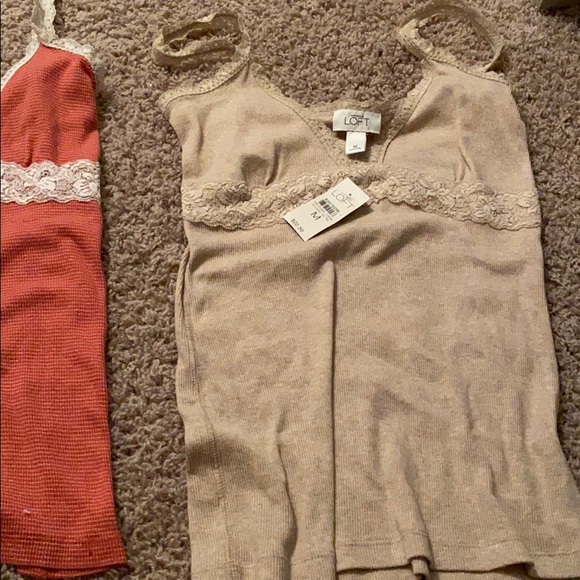 Loft lace tank top - Picture 2 of 4